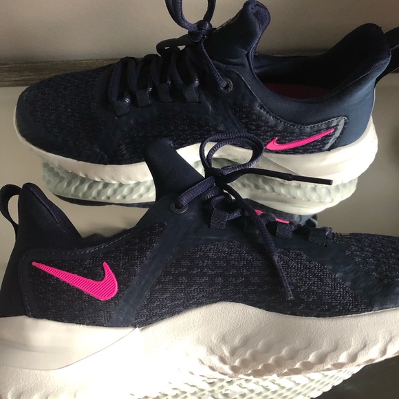 WOMEN’S NIKE RENEW RIVAL RUNNING SHOES - Picture 5 of 8